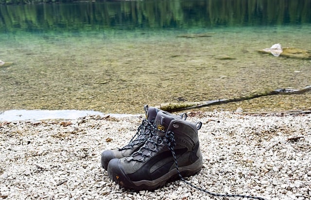 quick drying hiking boots